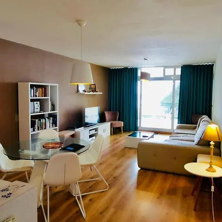 Atlantic Ocean 103 Aparthotel